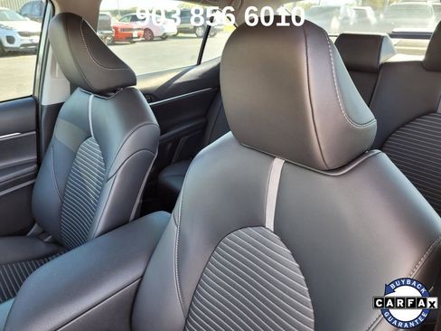 Used 2024 Toyota Camry SE image 28