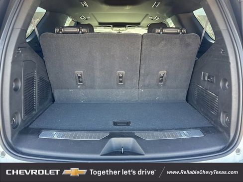 Certified 2021 GMC Yukon AT4 w/ Technology Package image 10