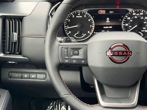 New 2026 Nissan Pathfinder SV image 20