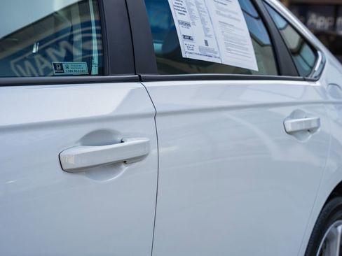 Used 2023 Honda Accord LX image 12