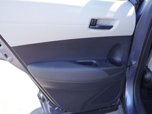 New 2026 Toyota Corolla Cross LE image 12