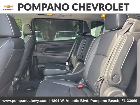 Used 2025 Honda Odyssey Touring image 11