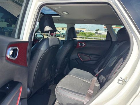Used 2020 Kia Soul GT-Line Turbo FWD image 13