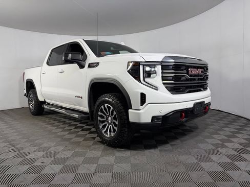 Used 2023 GMC Sierra 1500 AT4 AWD/4WD image 3