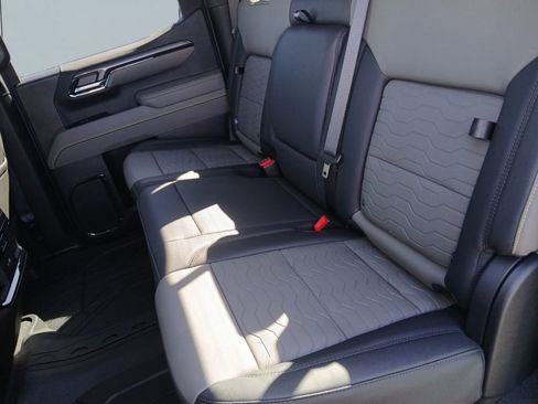 New 2026 Chevrolet Silverado 1500 ZR2 AWD/4WD image 16