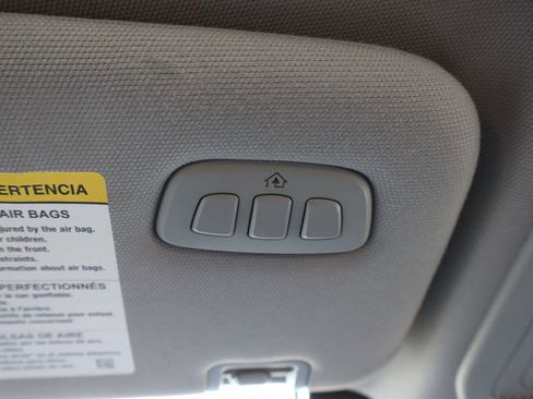 Used 2021 Ford Explorer Limited w/ Equipment Group 301A AWD/4WD image 22