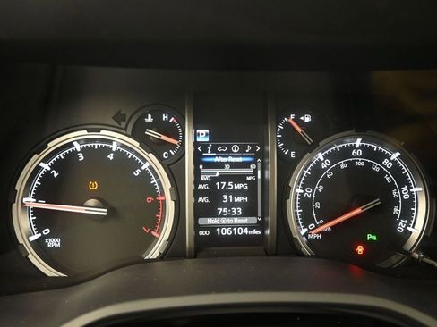 Used 2022 Toyota 4Runner Limited image 22