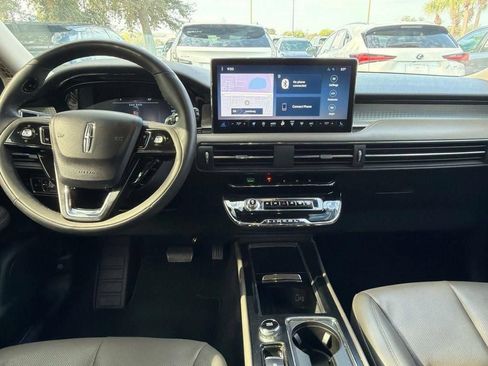 Certified 2023 Lincoln Corsair FWD w/ Equipment Group 101A image 10