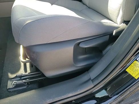 Used 2026 Toyota Corolla SE image 12