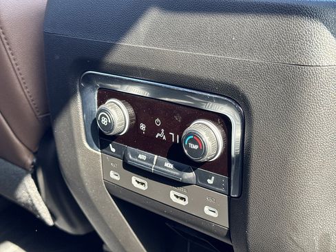 Used 2023 Chevrolet Tahoe High Country w/ Advanced Technology Package image 21