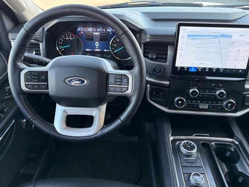 Certified 2022 Ford Expedition XLT image 14