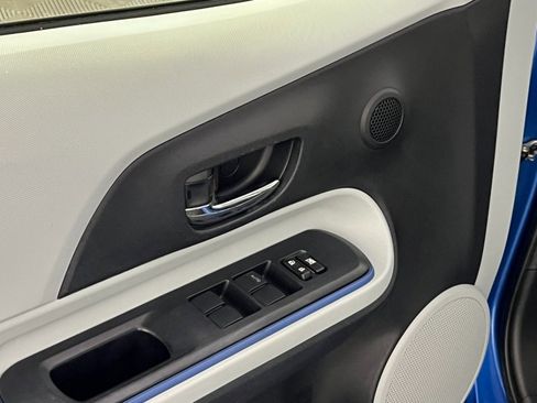 Used 2012 Toyota Prius C Two image 20