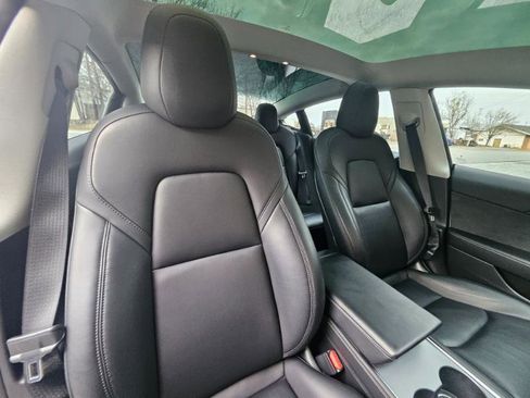 Used 2022 Tesla Model 3 image 48