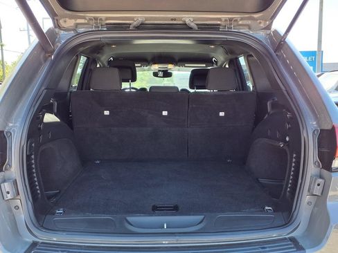 Used 2020 Jeep Grand Cherokee Laredo AWD/4WD image 8