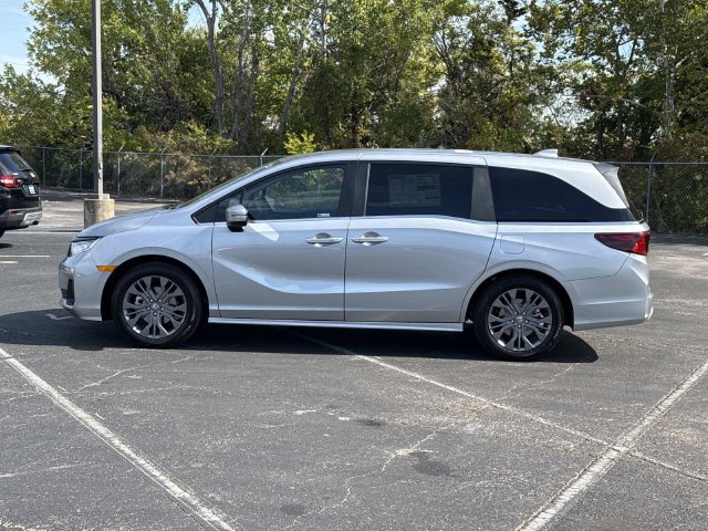 New 2027 Honda Odyssey Touring image 10