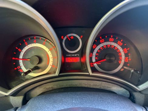 Used 2013 Scion tC FWD image 21