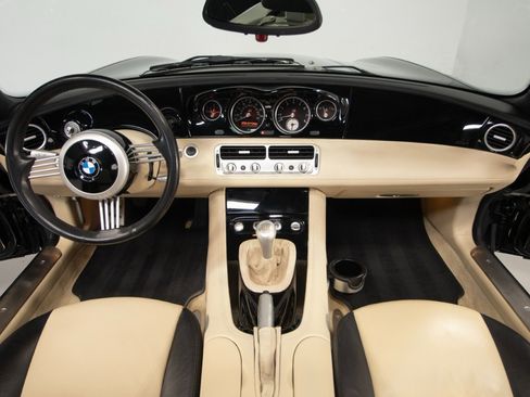 Used 2000 BMW Z8 RWD image 28