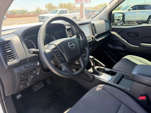Used 2024 Nissan Frontier S w/ Technology Package RWD image 13