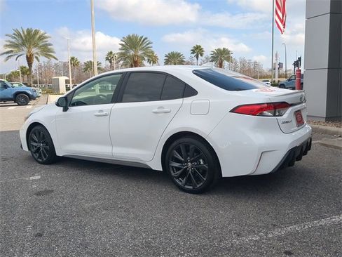 Certified 2024 Toyota Corolla SE image 6