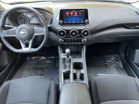 Used 2025 Nissan Sentra SV FWD image 38