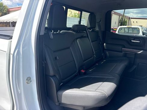 Used 2019 GMC Sierra 1500 SLT w/ SLT Premium Plus Package AWD/4WD image 17