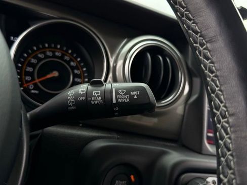 Used 2023 Jeep Wrangler Unlimited Sahara w/ Cold Weather Group AWD/4WD image 12