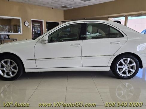 Used 2007 Mercedes-Benz C 350 Sedan image 5