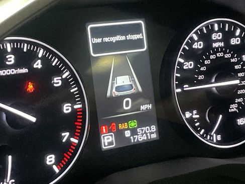 Used 2024 Subaru Ascent Touring AWD/4WD image 7