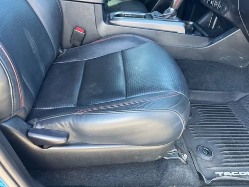 Used 2019 Toyota Tacoma TRD Pro w/ Desert Air Intake Package AWD/4WD image 16