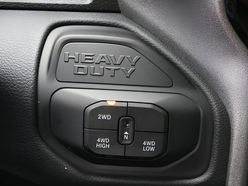 New 2026 RAM 2500 Tradesman AWD/4WD image 22