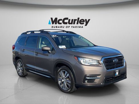Used 2021 Subaru Ascent Limited w/ Technology Package image 7