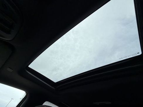 New 2026 GMC Canyon Denali image 19