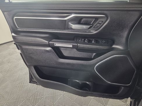 Used 2025 RAM 1500 Laramie AWD/4WD image 21