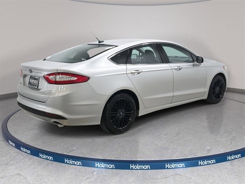 Used 2014 Ford Fusion SE w/ Equipment Group 202A image 6
