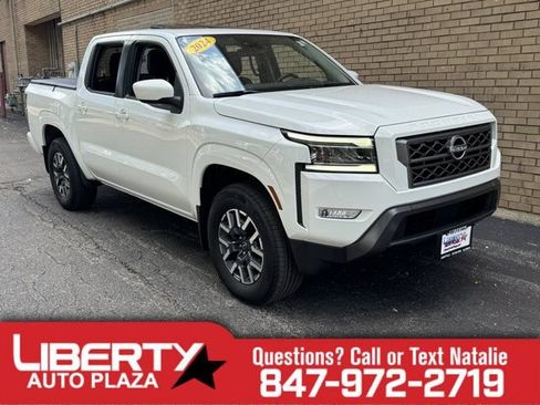 Used 2024 Nissan Frontier SL w/ Technology Package AWD/4WD image 1