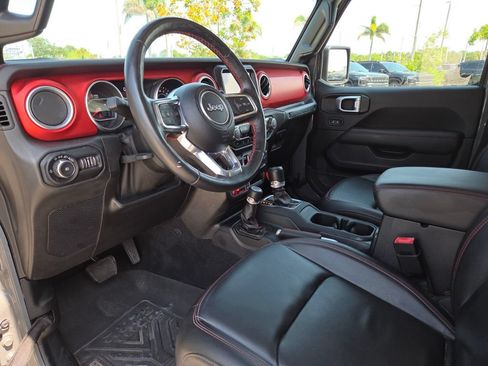 Certified 2021 Jeep Wrangler Unlimited Rubicon w/ Dual Top Group AWD/4WD image 29