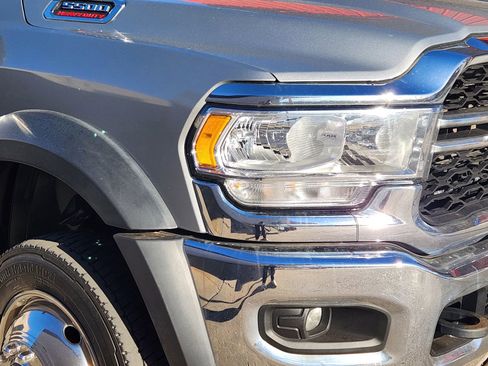 Used 2022 RAM 5500 Tradesman w/ Chrome Appearance Group image 10