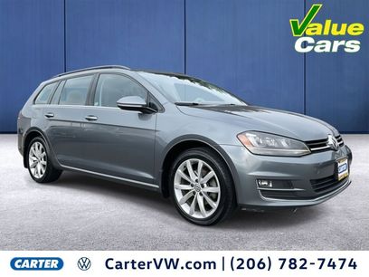 Used 2016 Volkswagen Golf SE w/ Lighting Package