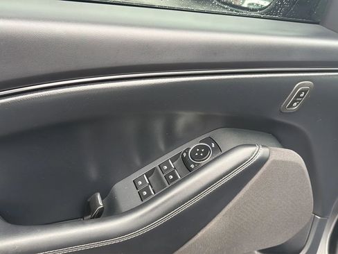 Used 2023 Ford Mustang Mach-E Select image 12