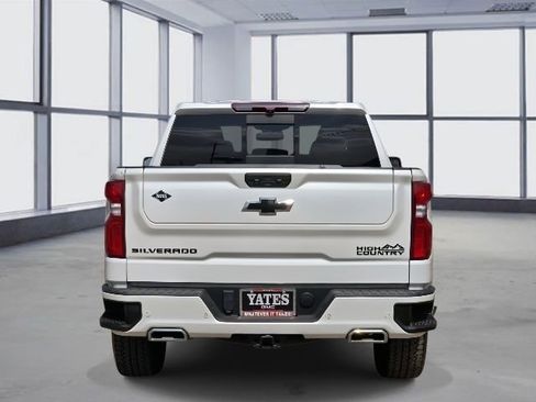 Used 2022 Chevrolet Silverado 1500 High Country w/ LPO, Dark Essentials Package image 5