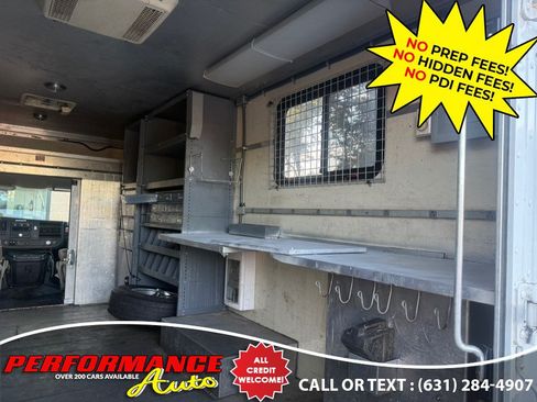 Used 2009 GMC Savana 3500 RWD image 19