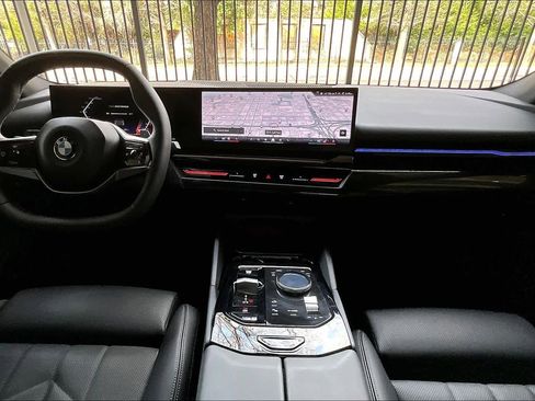 Certified 2026 BMW 530i image 16