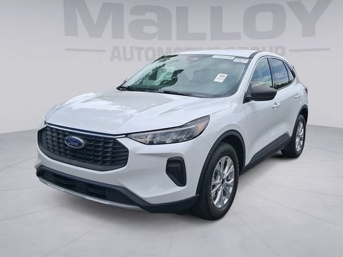 Used 2023 Ford Escape Active w/ Tech Pack #1 AWD/4WD image 1