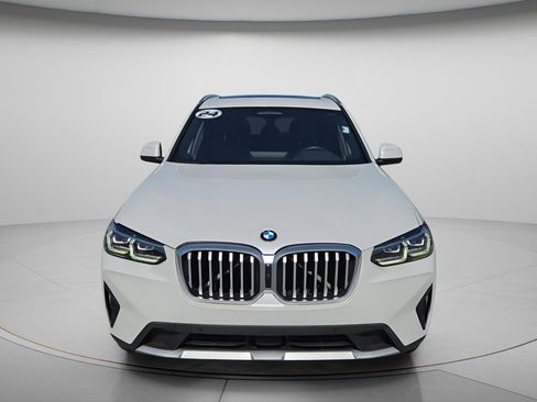 Used 2024 BMW X3 xDrive30i w/ Premium Package AWD/4WD image 4