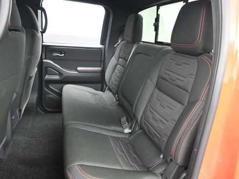 Certified 2025 Nissan Frontier PRO-4X w/ Interior Protection Package AWD/4WD image 11