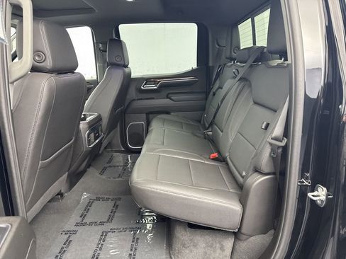 Used 2024 GMC Sierra 1500 Elevation w/ Elevation Premium Package image 17