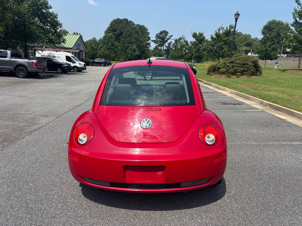 Used 2010 Volkswagen Beetle Coupe FWD image 7