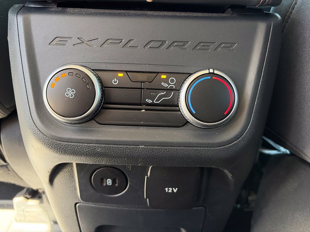 Certified 2025 Ford Explorer Active RWD image 21