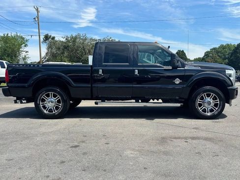 Used 2013 Ford F250 Platinum w/ FX4 Off Road Pkg AWD/4WD image 3