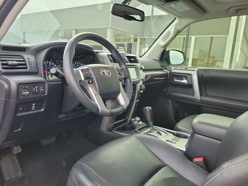 Used 2018 Toyota 4Runner Limited image 21
